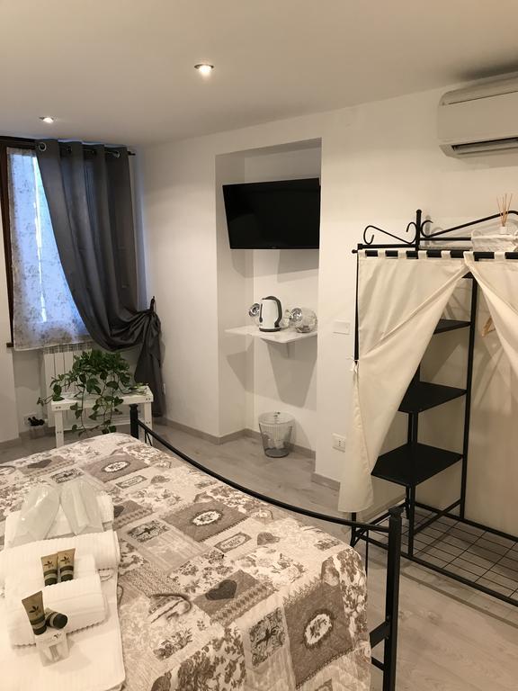 Veronetta Suites Verona Exterior foto
