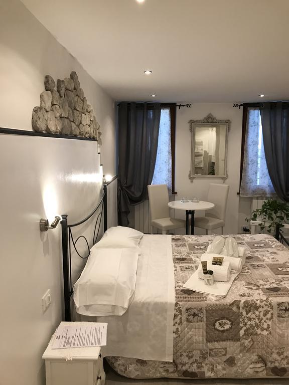 Veronetta Suites Verona Exterior foto